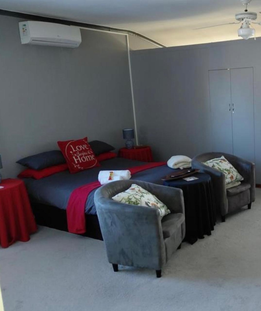 4 Bedroom Property for Sale in Bothasrus Eastern Cape